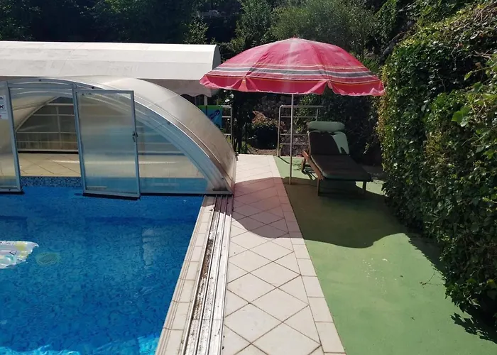 펜션 Ella- Traditionelles Mediterranes Steinhaus By Interhome 오파티아